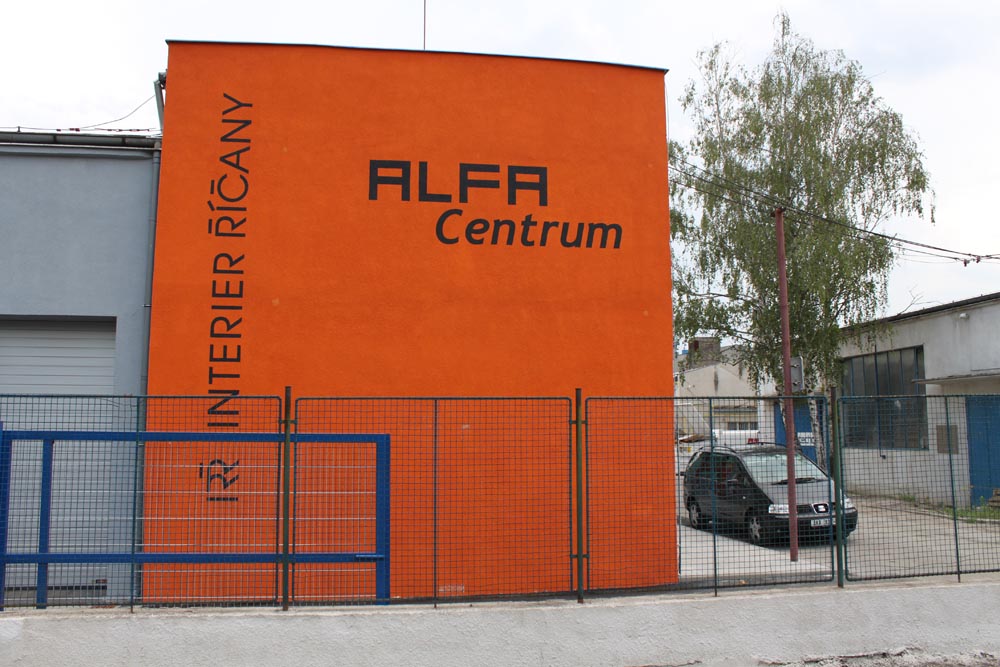 malba na omitku alfa centrum 01.jpg