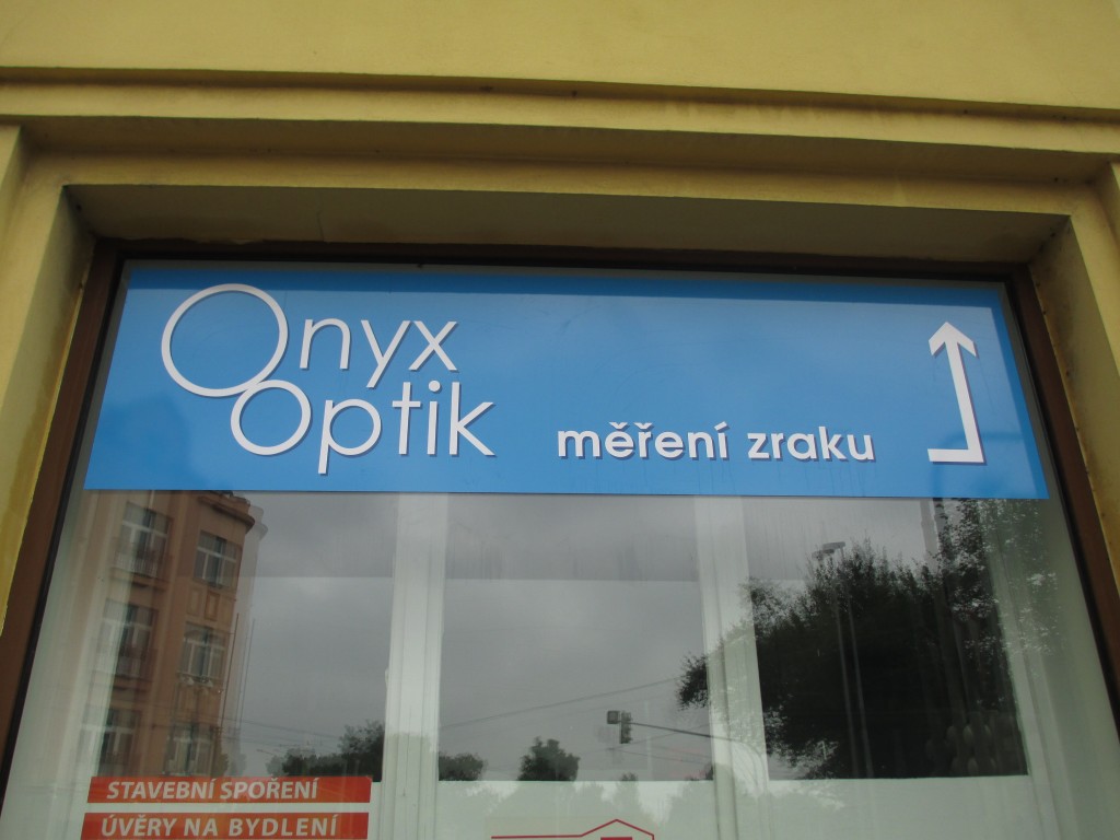 polepy tabuli a vyloh onyx optik.jpg